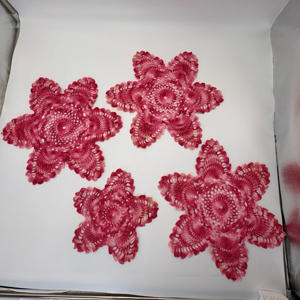 Vintage Handmade Pink and White Star Crochet Doilies 3 Large and 1 Small